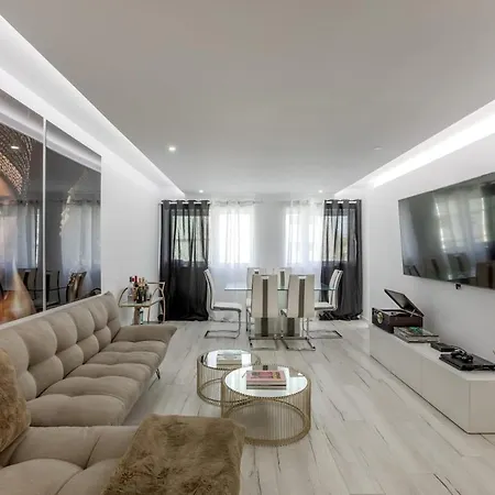Spacious 3-bedroom Near Airport * Lisboa