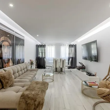 Spacious 3-bedroom In Lisbon