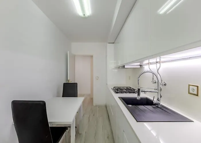 Spacious 3-bedroom Near Airport Lisboa